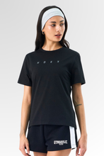 Load image into Gallery viewer, Women's Maund Standard Fit Short Sleeve Black
