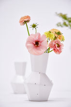 Load image into Gallery viewer, [KCDF] ATELIERSOO Waterdrop Vase Series
