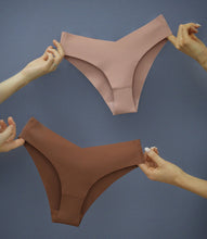 Load image into Gallery viewer, CONCHWEAR Seamless V Underwear 4Colors
