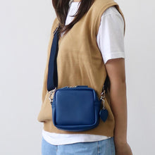 Load image into Gallery viewer, D.LAB Coy mini bag Blue
