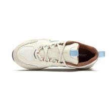 Load image into Gallery viewer, AKIII CLASSIC Titan Sneakers Brown
