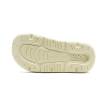 이미지를 갤러리 뷰어에 로드 , AKIII CLASSIC Dual Cushioning Slide Sandals Cream
