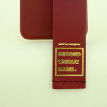 Load image into Gallery viewer, SECOND UNIQUE NAME Leather Card Case Burgundy
