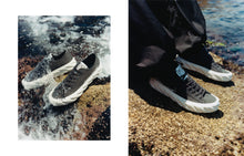 Load image into Gallery viewer, AGE SNEAKERS Cut Camouflage Pebble
