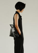 Load image into Gallery viewer, KWANI Square Handle Bagpack Black
