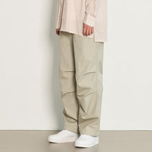 Load image into Gallery viewer, POSE GANCH Match All White Sneakers
