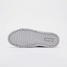 Load image into Gallery viewer, PIEBY Motion Grey Sneakers (FT Island Lee Hong-gi, Yoon Ji-Sung Wear)
