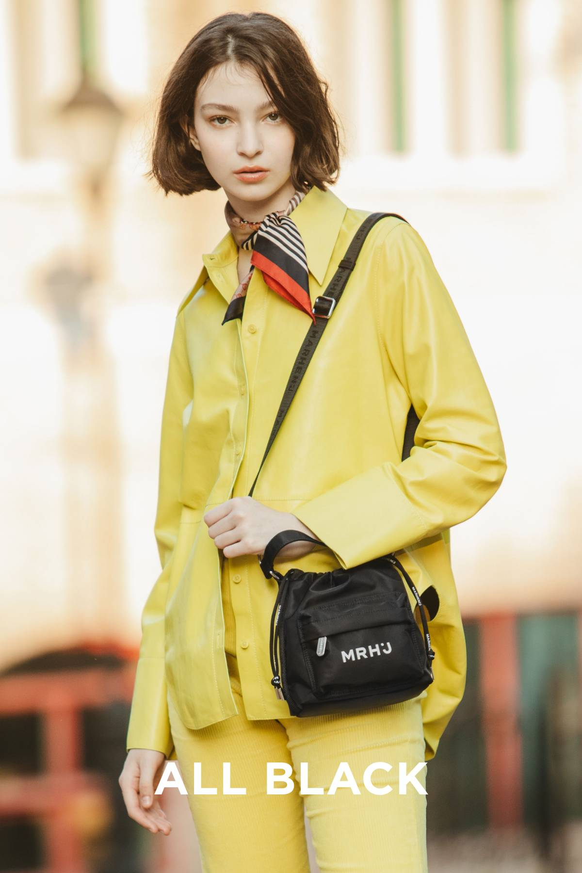 MARHEN.J Bready Bucket Bag All Black – NOTAG GLOBAL MARHEN.J Bready Bucket Bag All Black – NOTAG GLOBAL