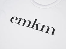 이미지를 갤러리 뷰어에 로드 , EMKM Supima Curlup Neck Signature Tshirts
